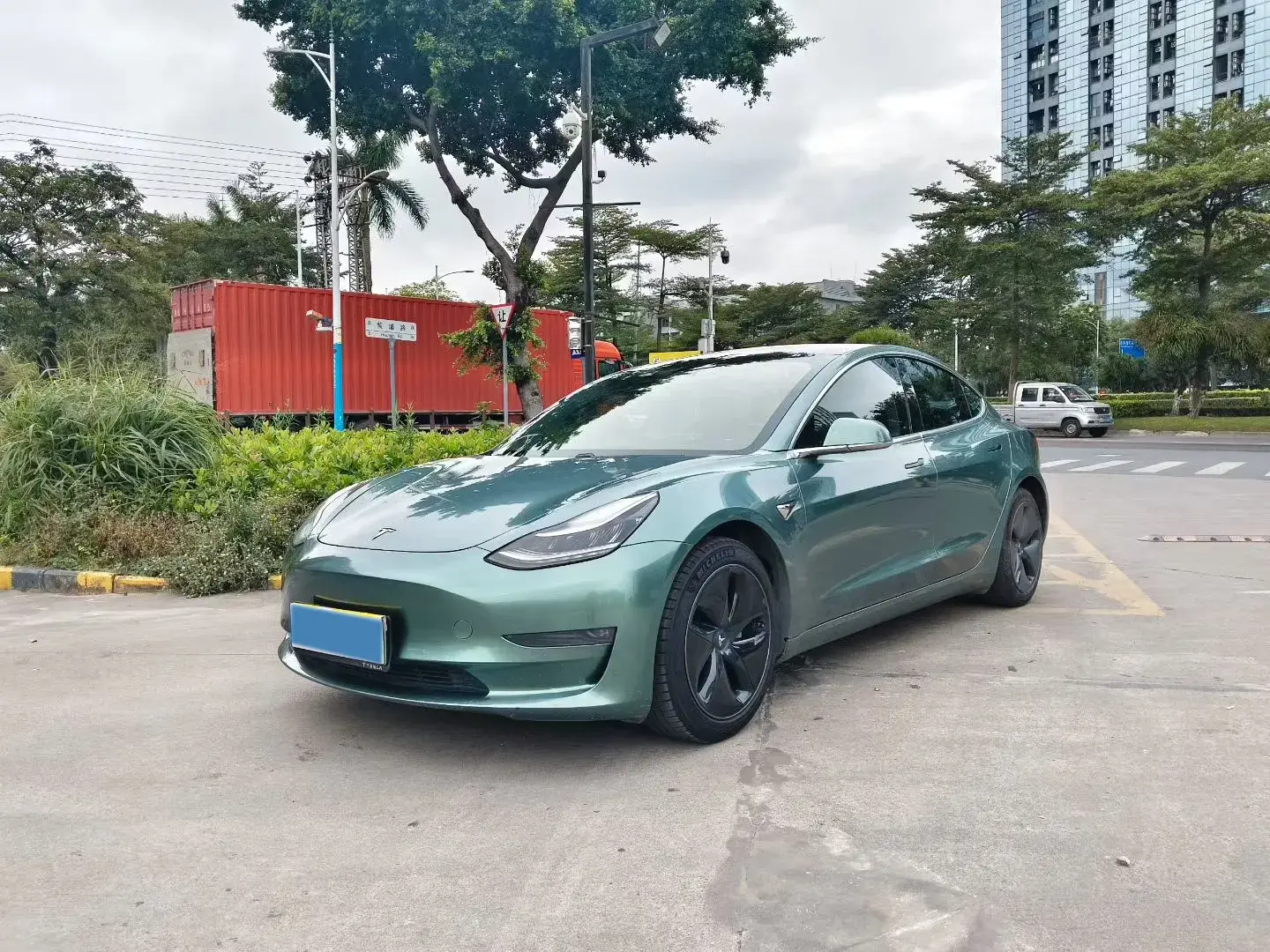 2019 TESLA MODEL view 1