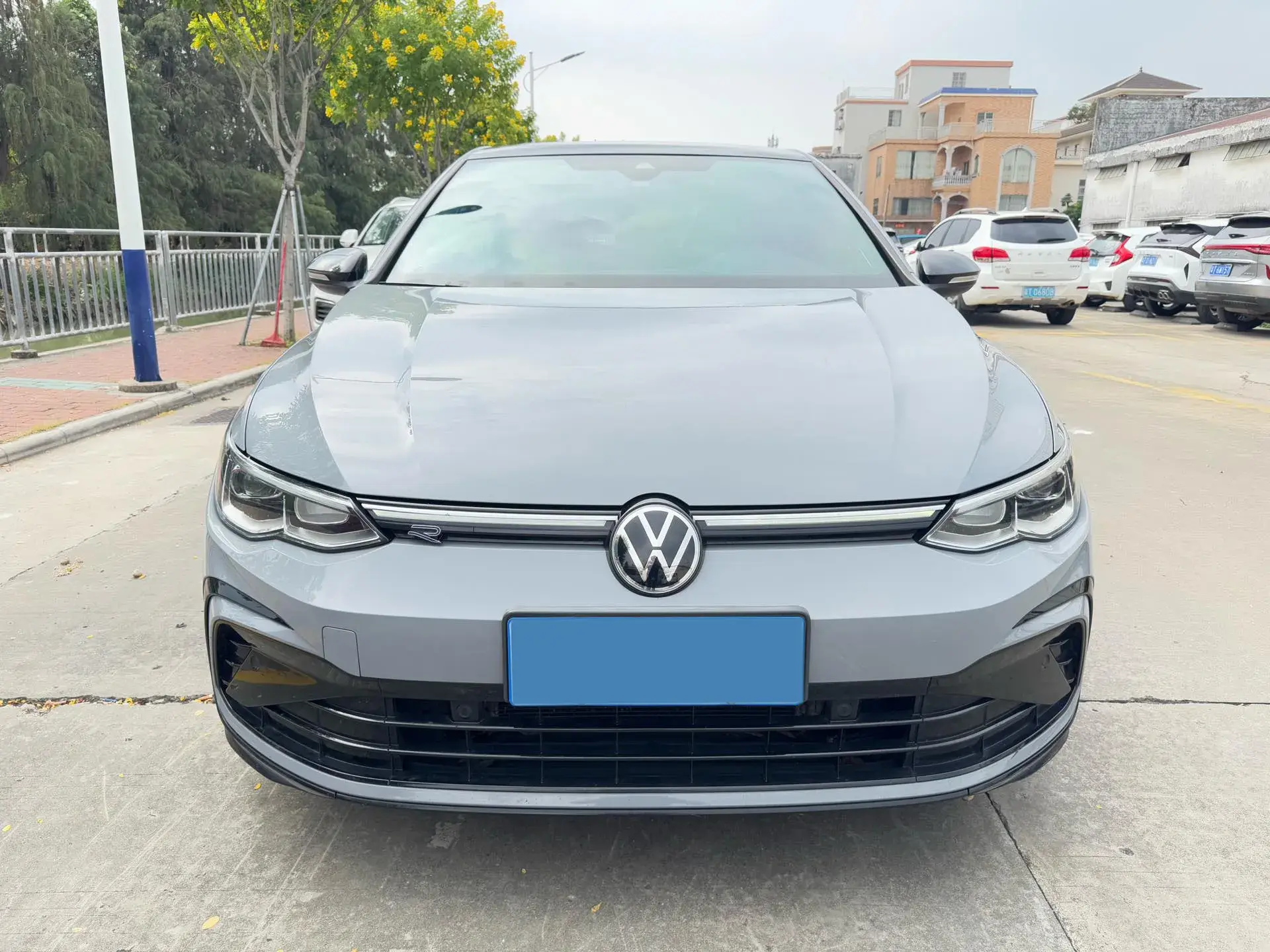 2021 VOLKSWAGEN GOLF thumbnail 2