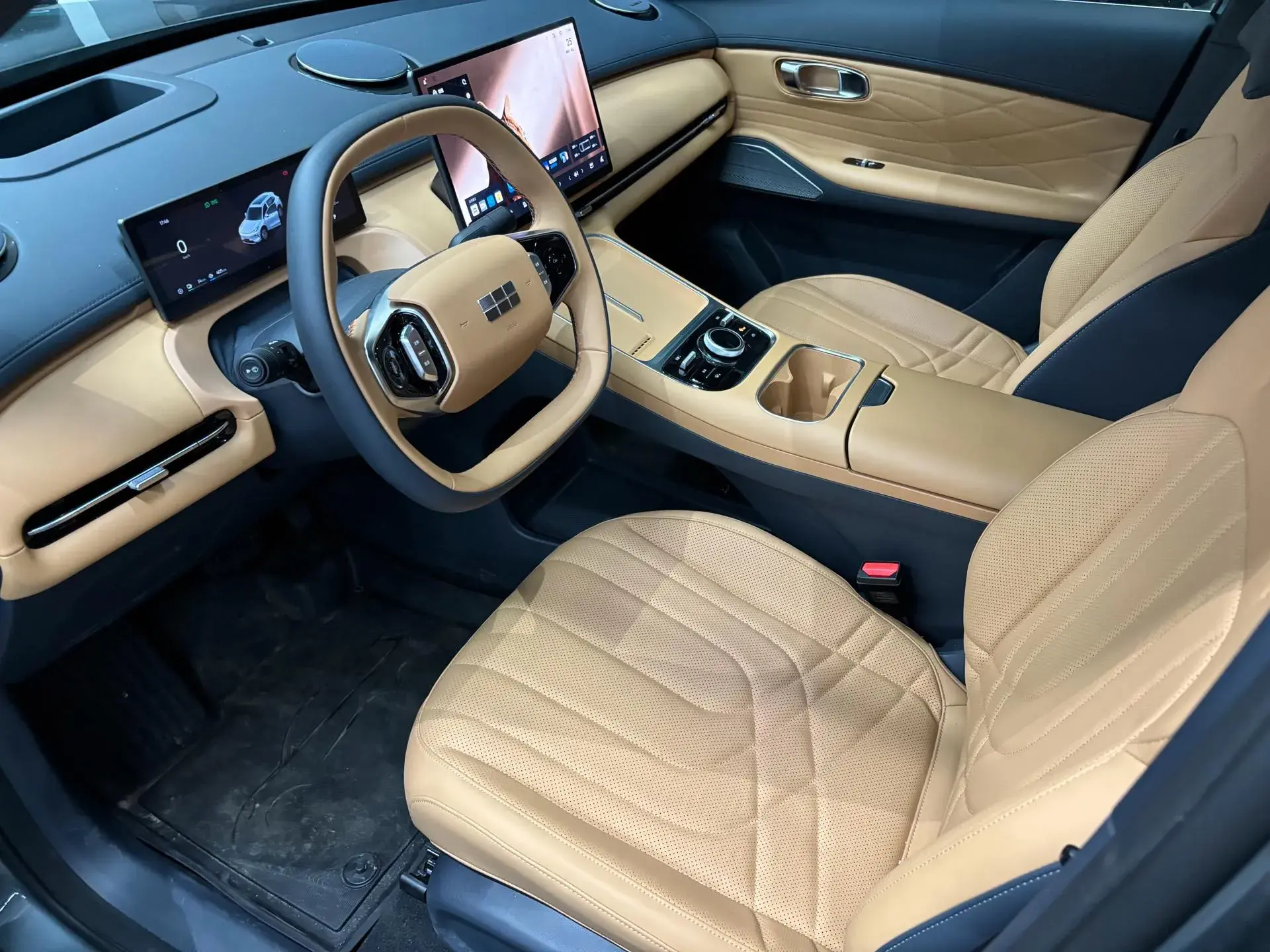 2025 GEELY GALAXY thumbnail 4