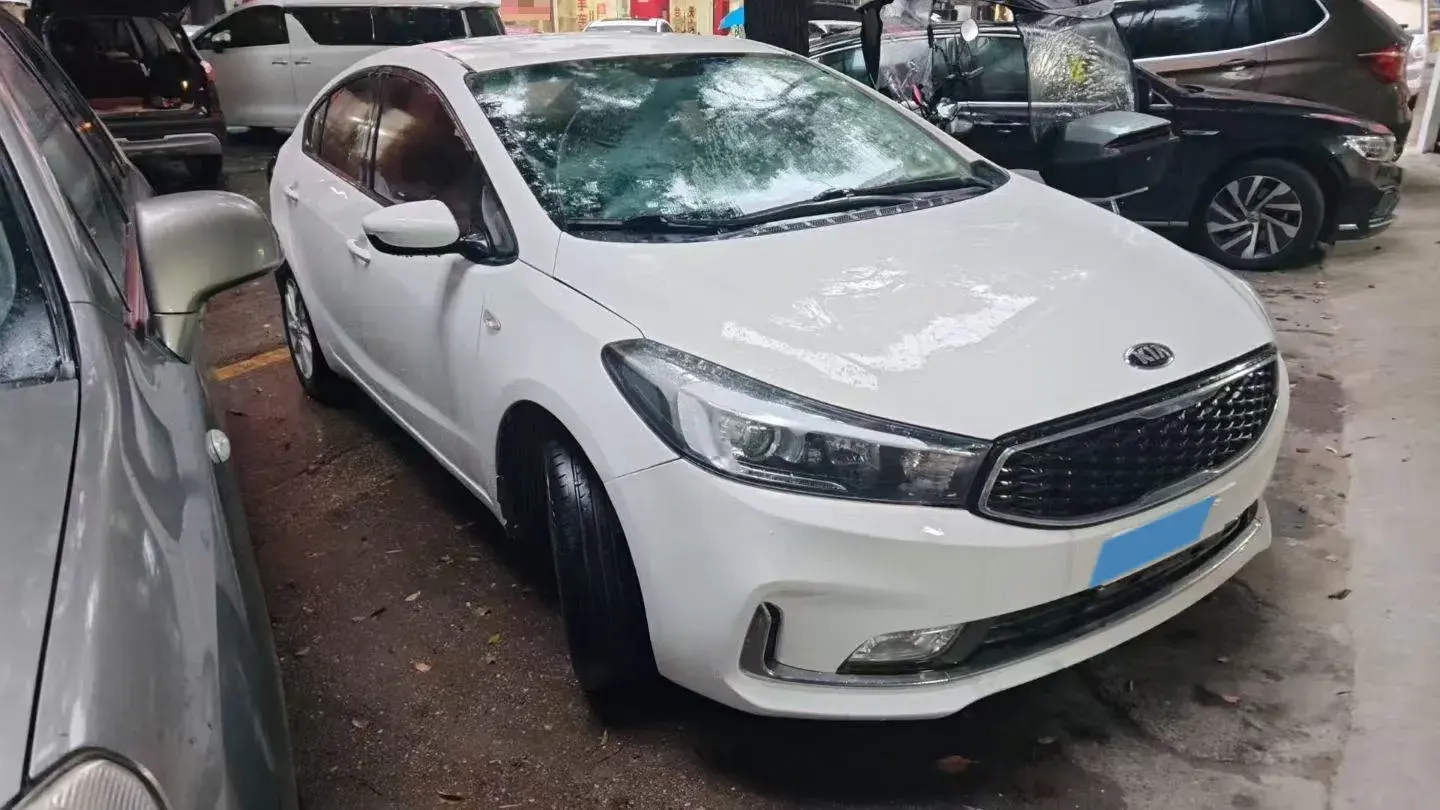 2016 KIA K3 thumbnail 2