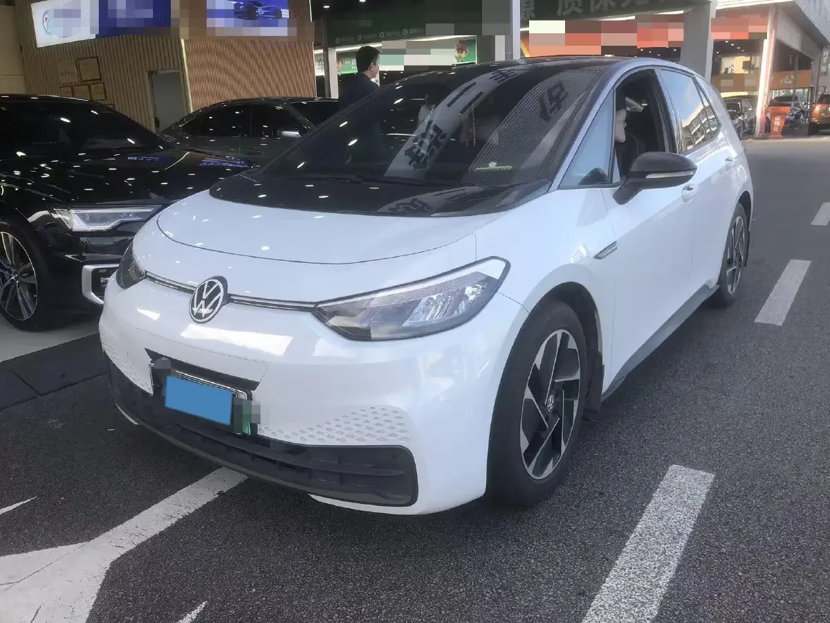 2023 Volkswagen ID.3 BEV 52.8KWH