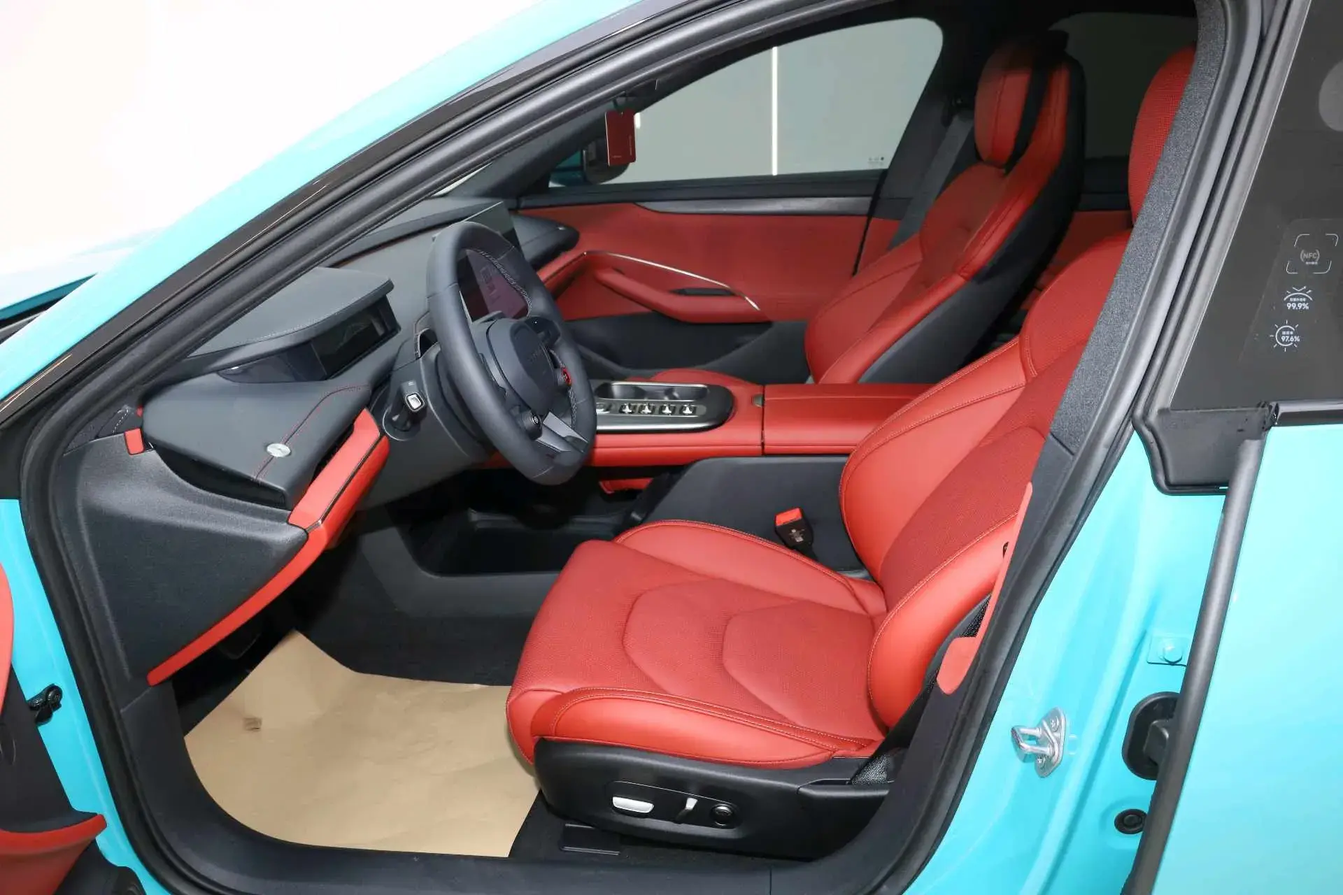 2024 MI SU7 thumbnail 4