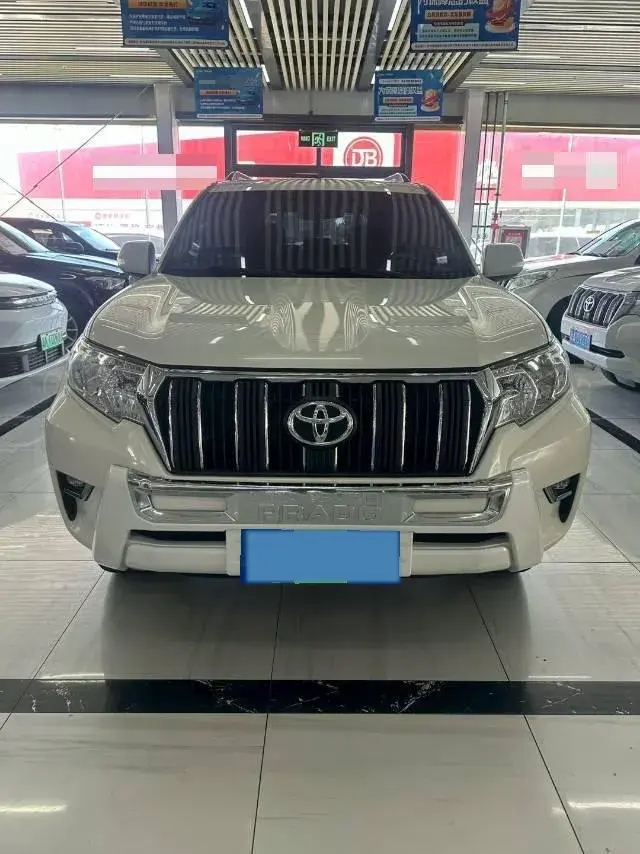 2018 TOYOTA LAND thumbnail 2