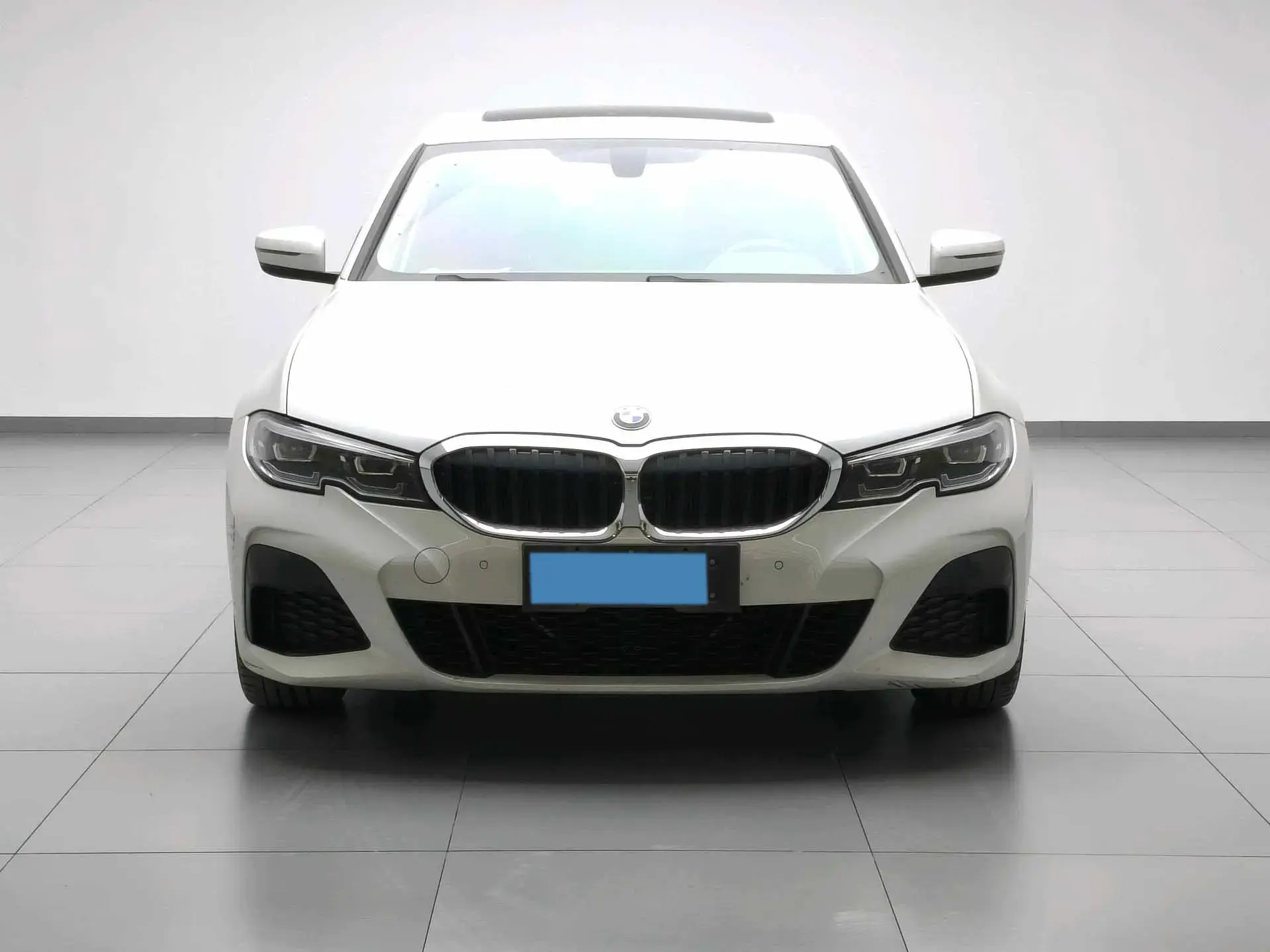 2021 BMW 3 thumbnail 2