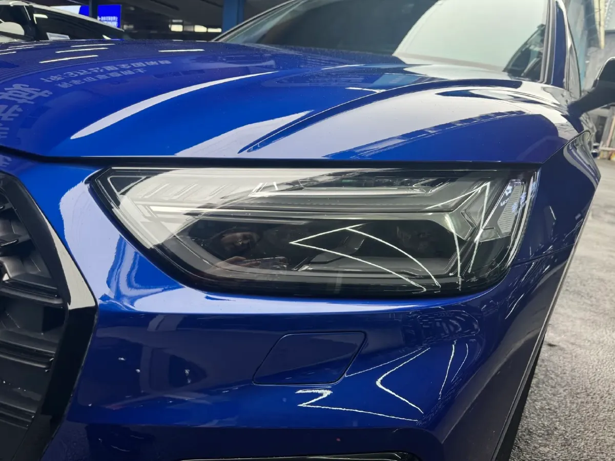 2023 Audi Q5L 2.0T 245HP L4 7DCT,autocango,china used car exporter,china ev exporter,chinese used car exporter,chinese used ev exporter