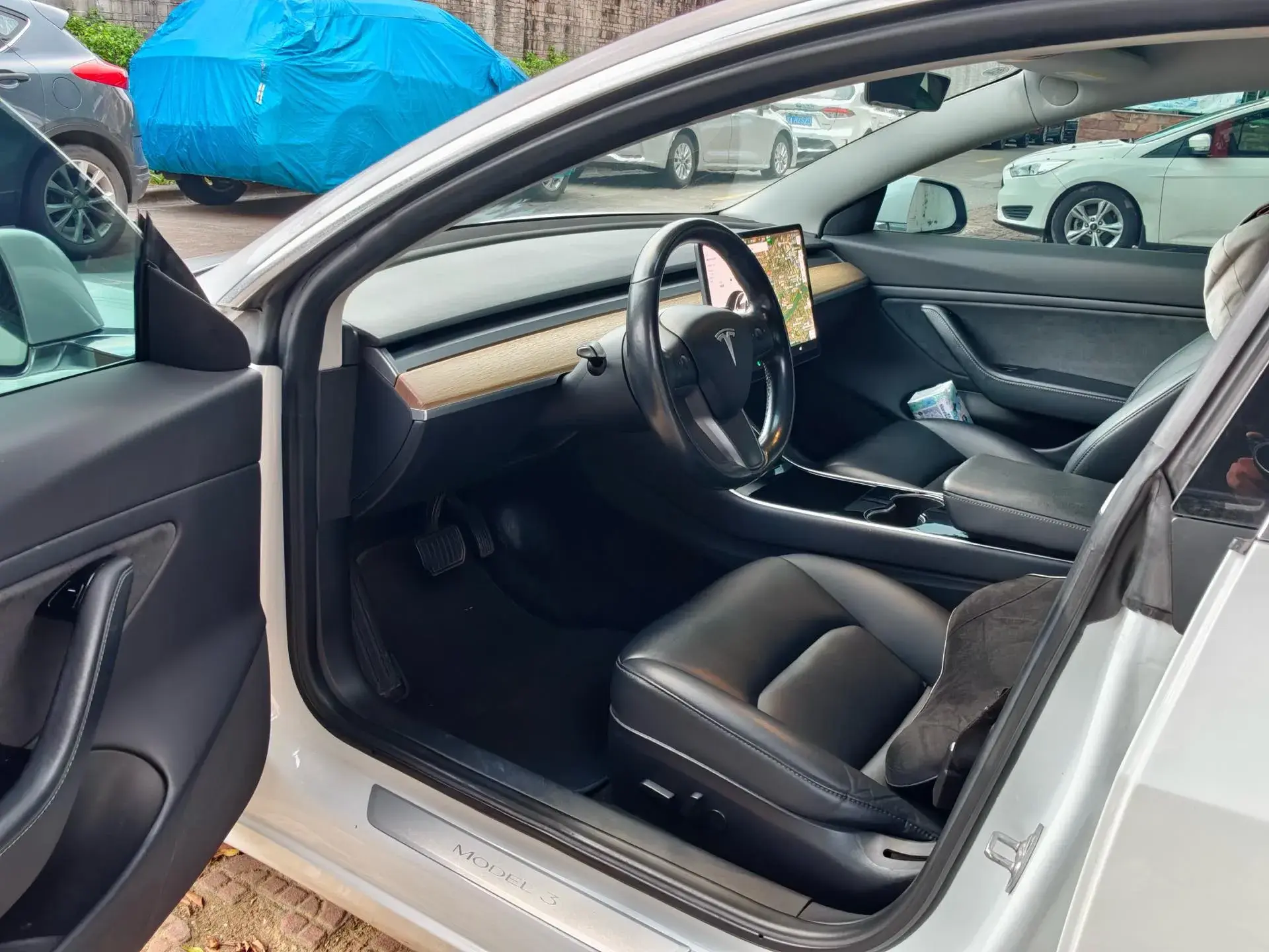 2019 TESLA MODEL thumbnail 2