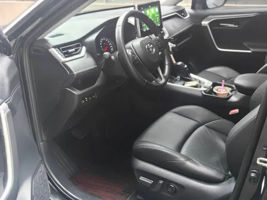 2022 TOYOTA WILDLANDER thumbnail 4