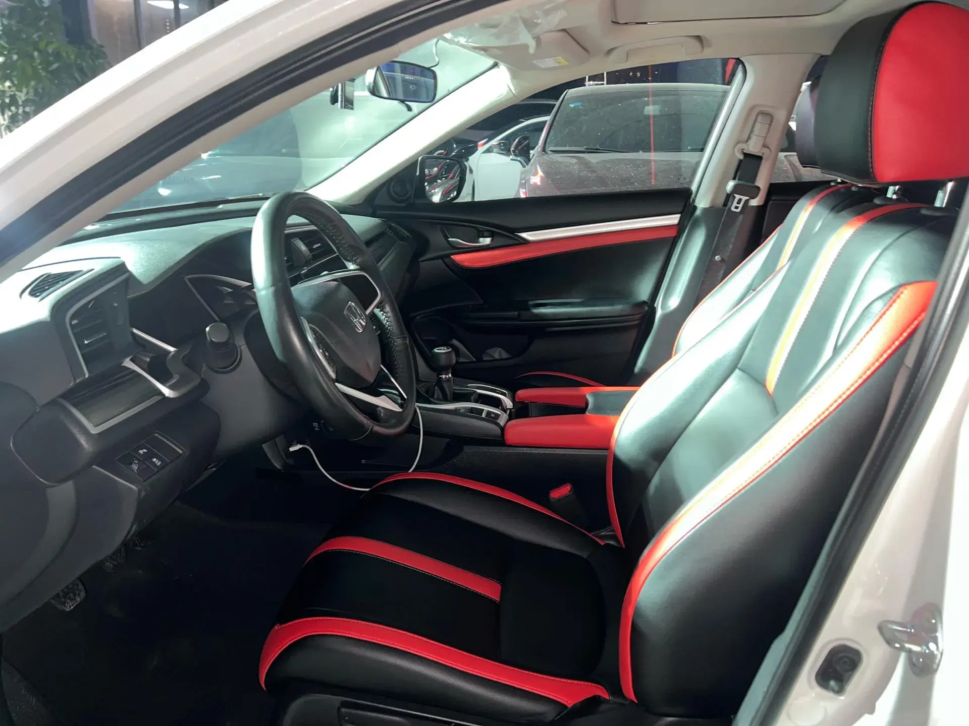 2019 HONDA CIVIC thumbnail 2