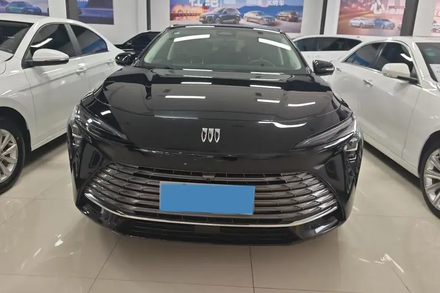 2023 BUICK LARCOSSE thumbnail 2