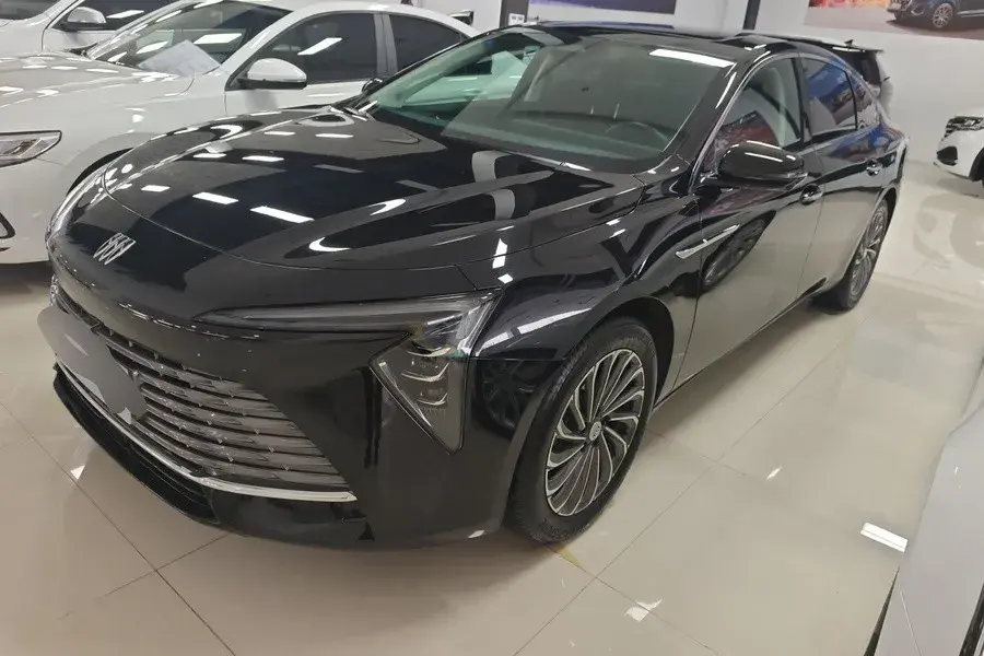 2023 BUICK LARCOSSE view 1