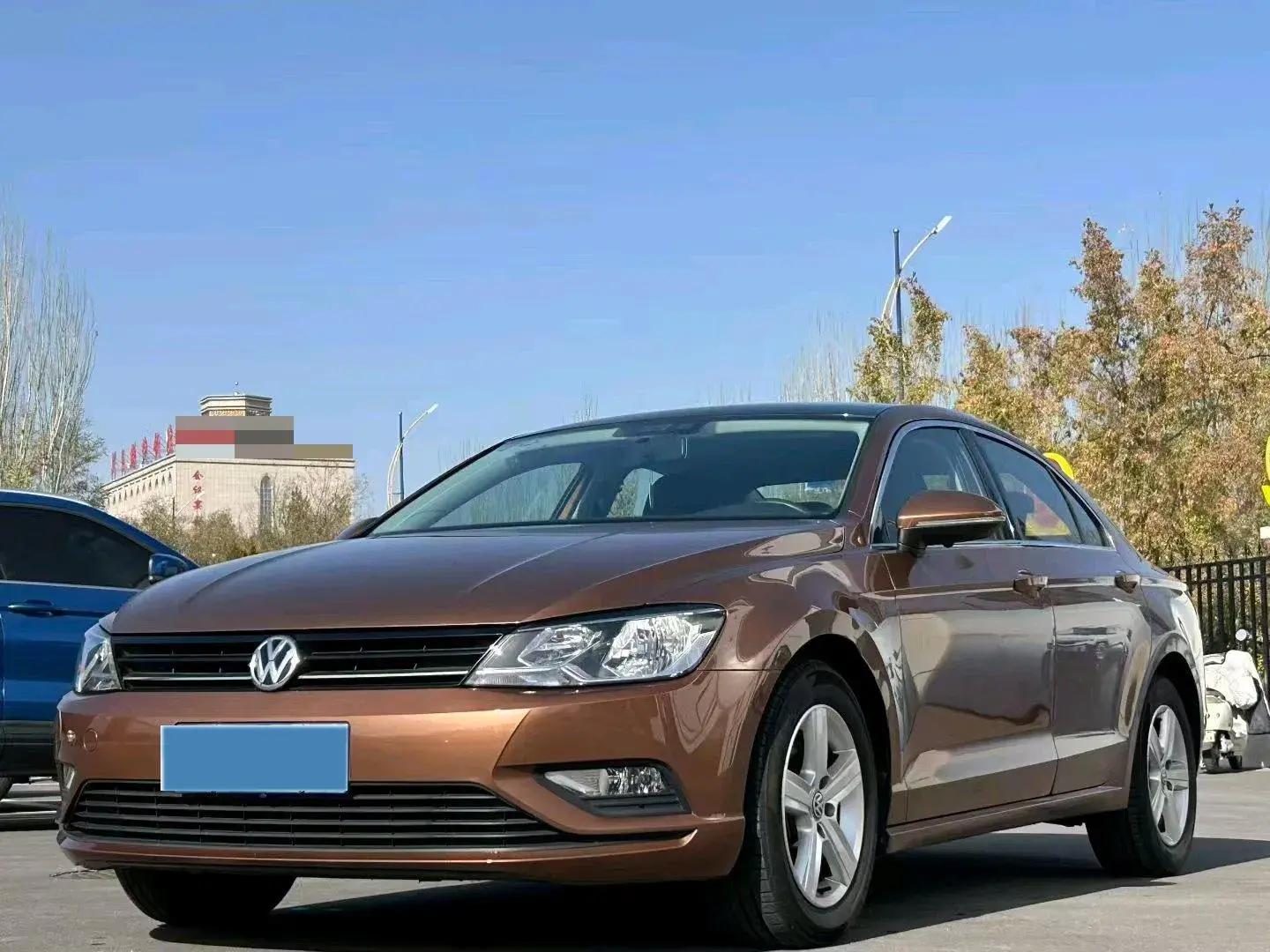 2018 VOLKSWAGEN LAMANDO view 1