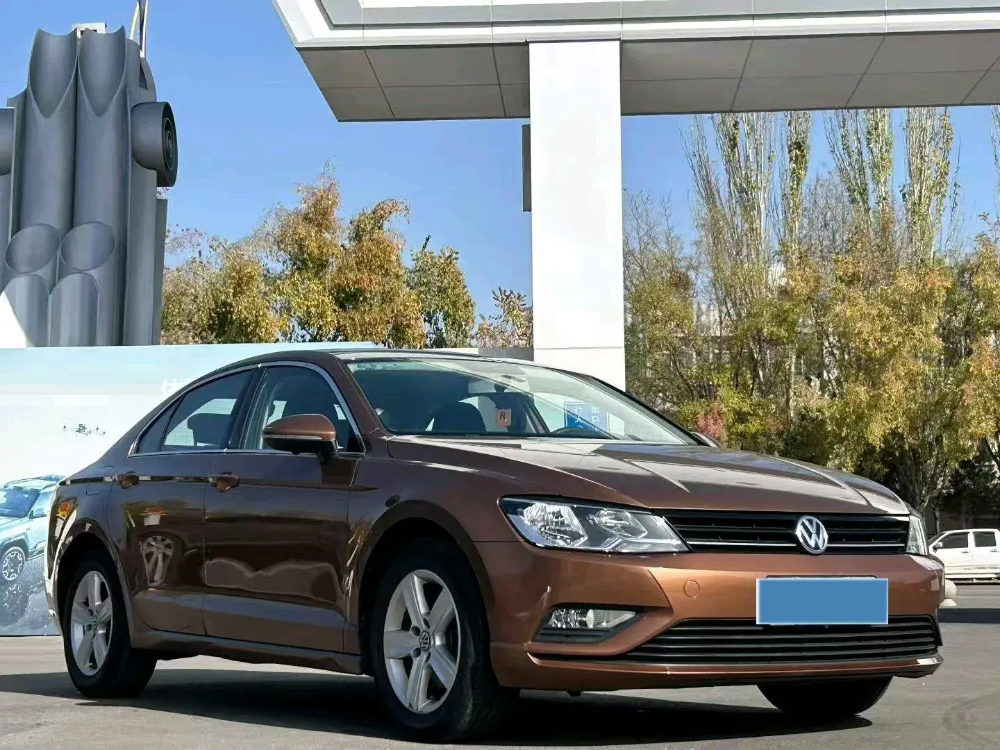 2018 VOLKSWAGEN LAMANDO thumbnail 2