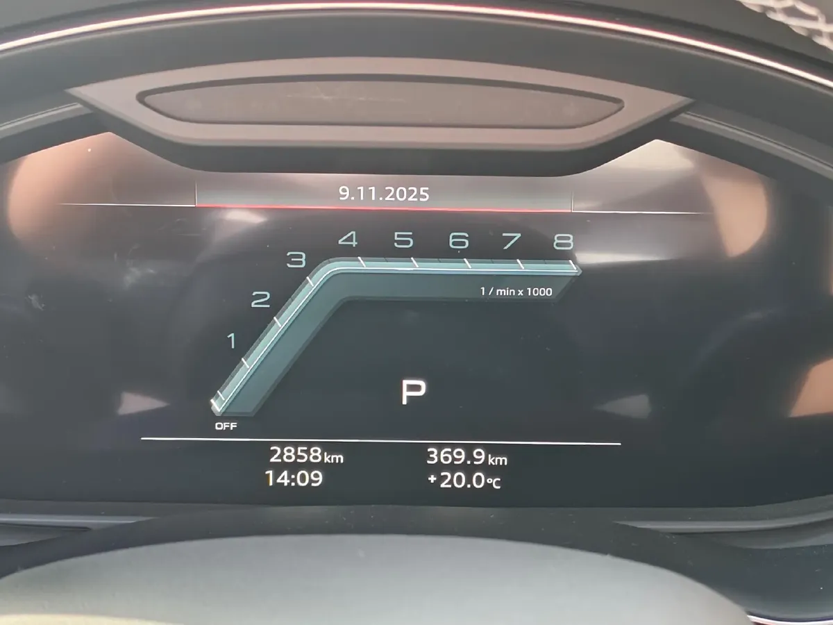 2024 Audi SQ7 4.0T 507HP V8 8AT,autocango,china used car exporter,china ev exporter,chinese used car exporter,chinese used ev exporter