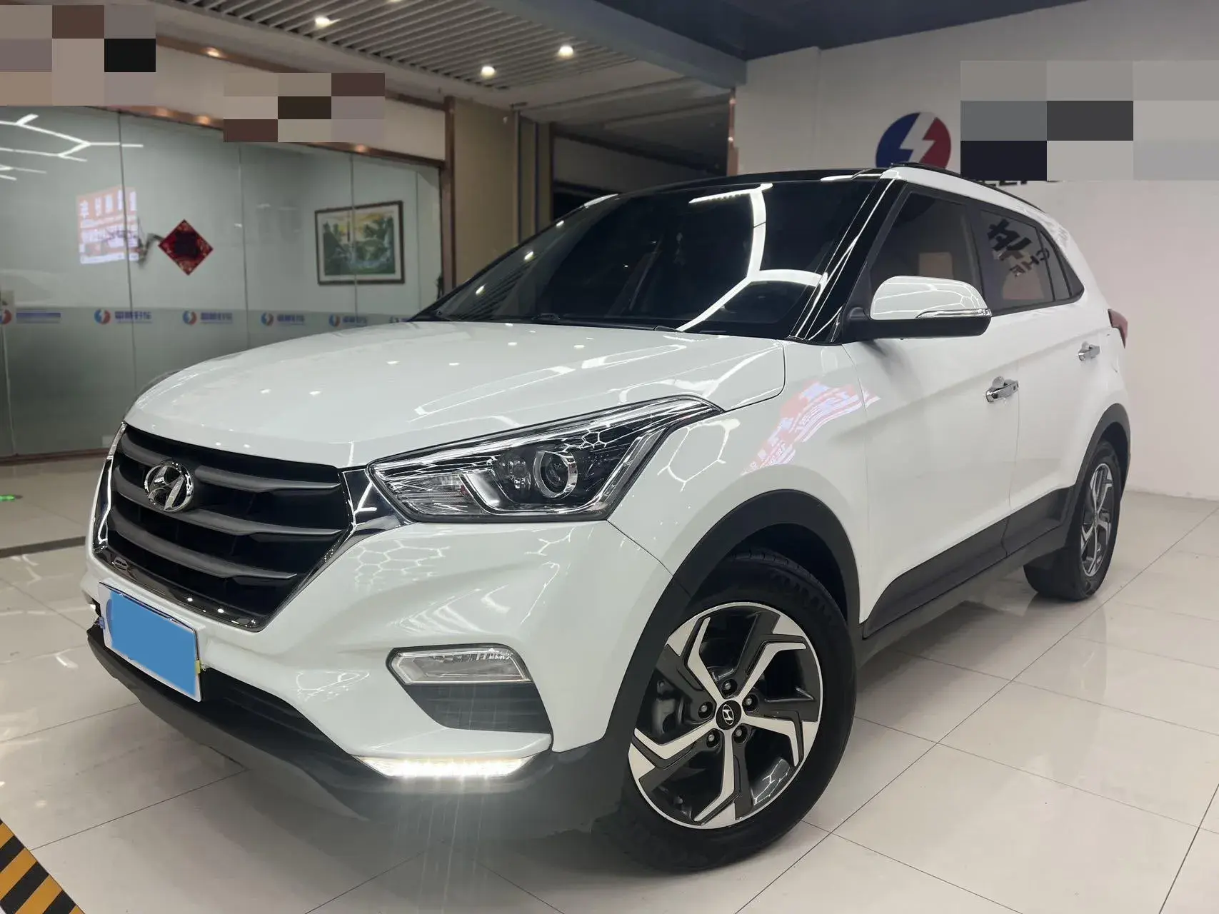 2019 HYUNDAI IX25 view 1