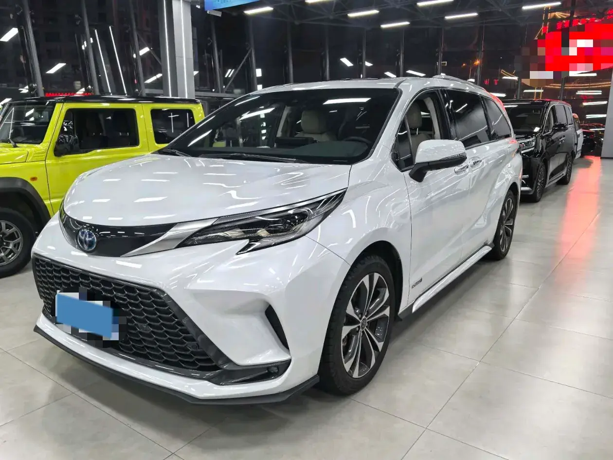 2023 TOYOTA GRANVIA view 1