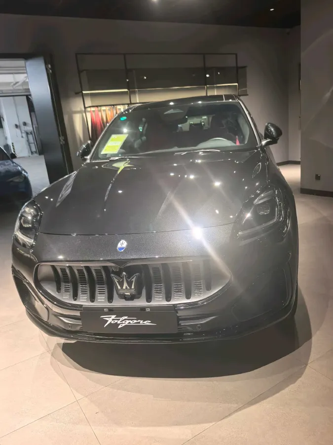 2024 Maserati Grecale 3.0T 530HP V6 8AT,autocango,china used car exporter,china ev exporter,chinese used car exporter,chinese used ev exporter