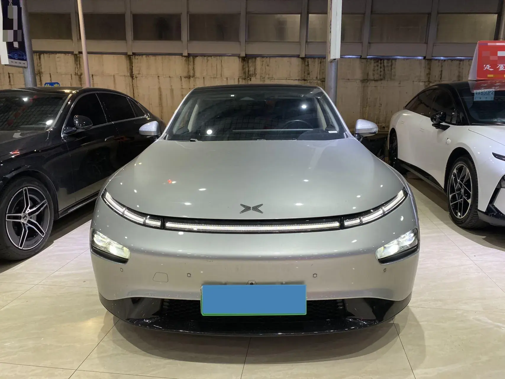 2020 XPENG P7 thumbnail 2