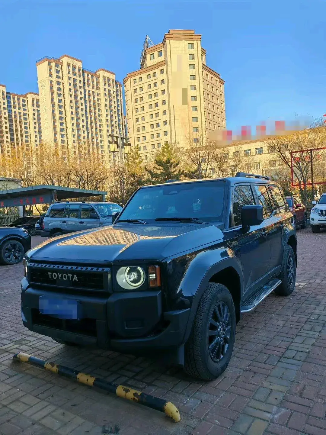 2024 TOYOTA LAND view 1