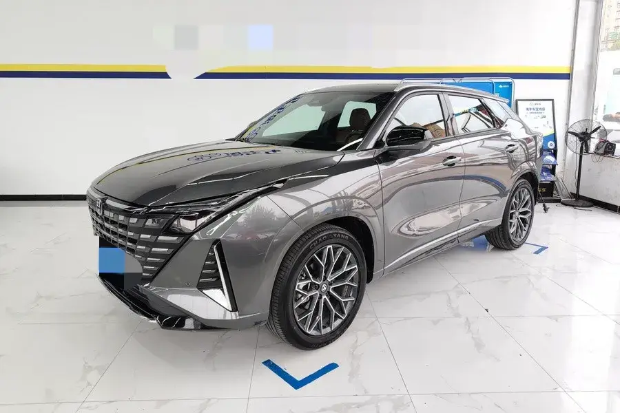 2025 ChangAn UNI-Z 1.5T 188HP L4 7DCT