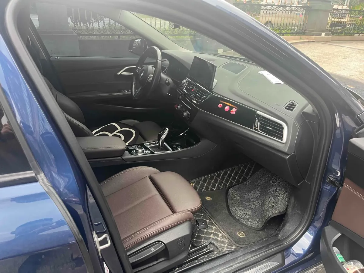 2021 BMW 1 Series 1.5T 140HP L3 7DCT,autocango,china used car exporter,china ev exporter,chinese used car exporter,chinese used ev exporter