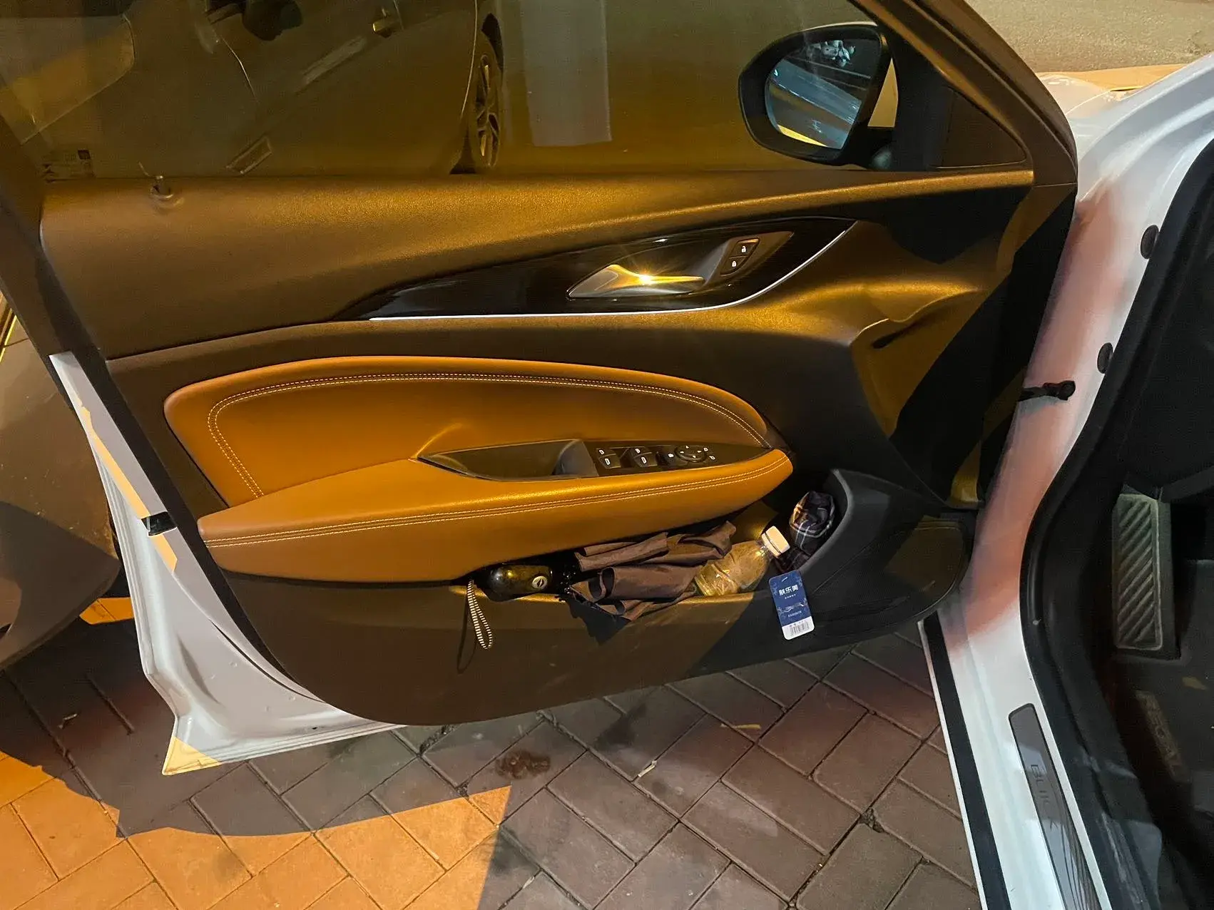 2019 BUICK REGAL thumbnail 3