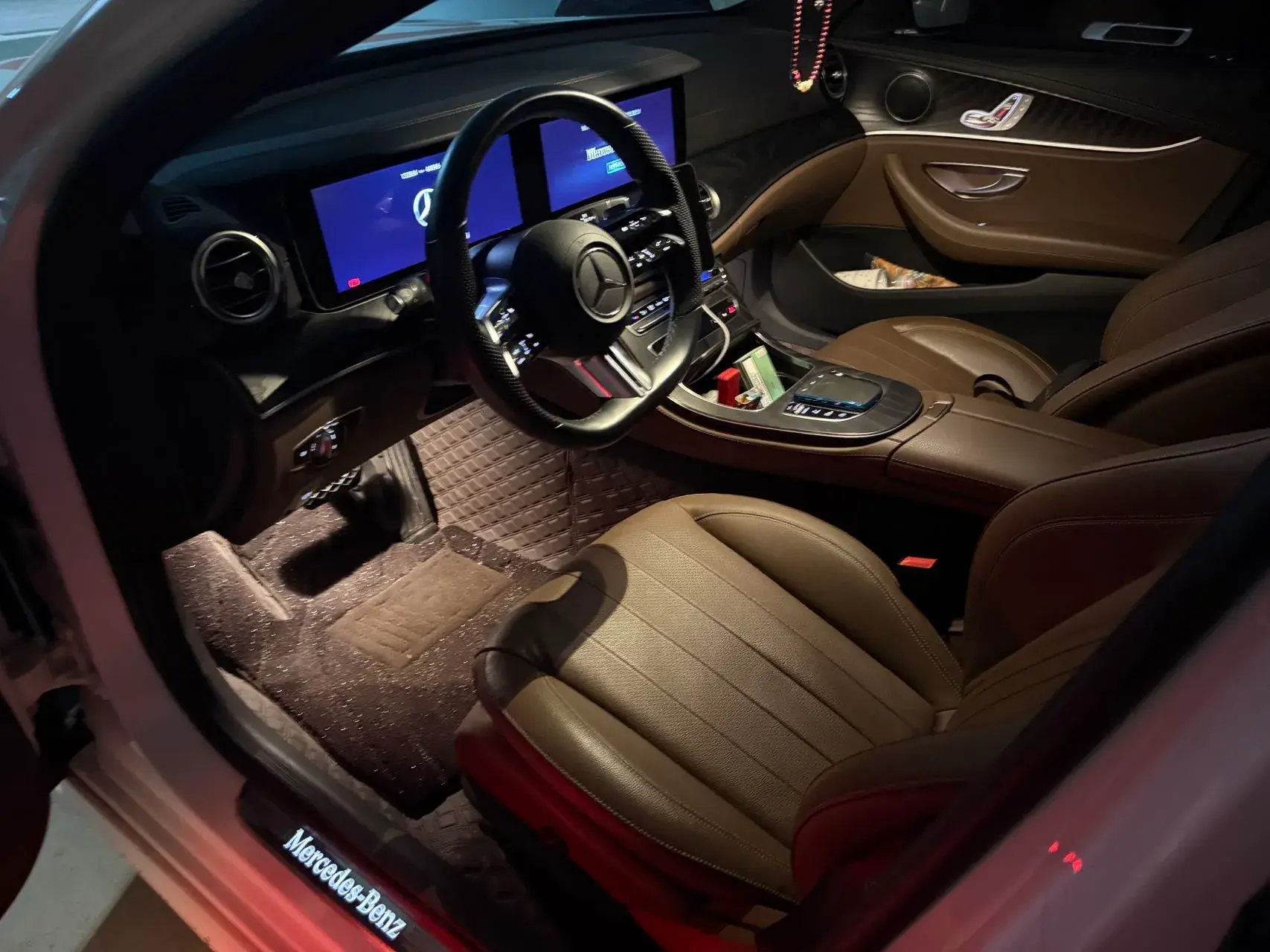 2021 MERCEDES-BENZ E thumbnail 3