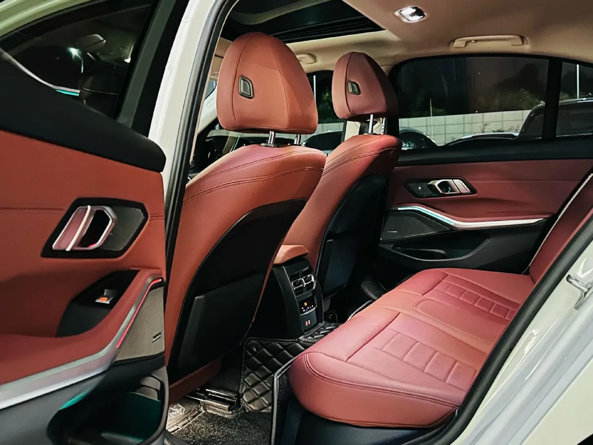 2021 BMW 3 Series 2.0T 184HP L4 8AT,autocango,china used car exporter,china ev exporter,chinese used car exporter,chinese used ev exporter