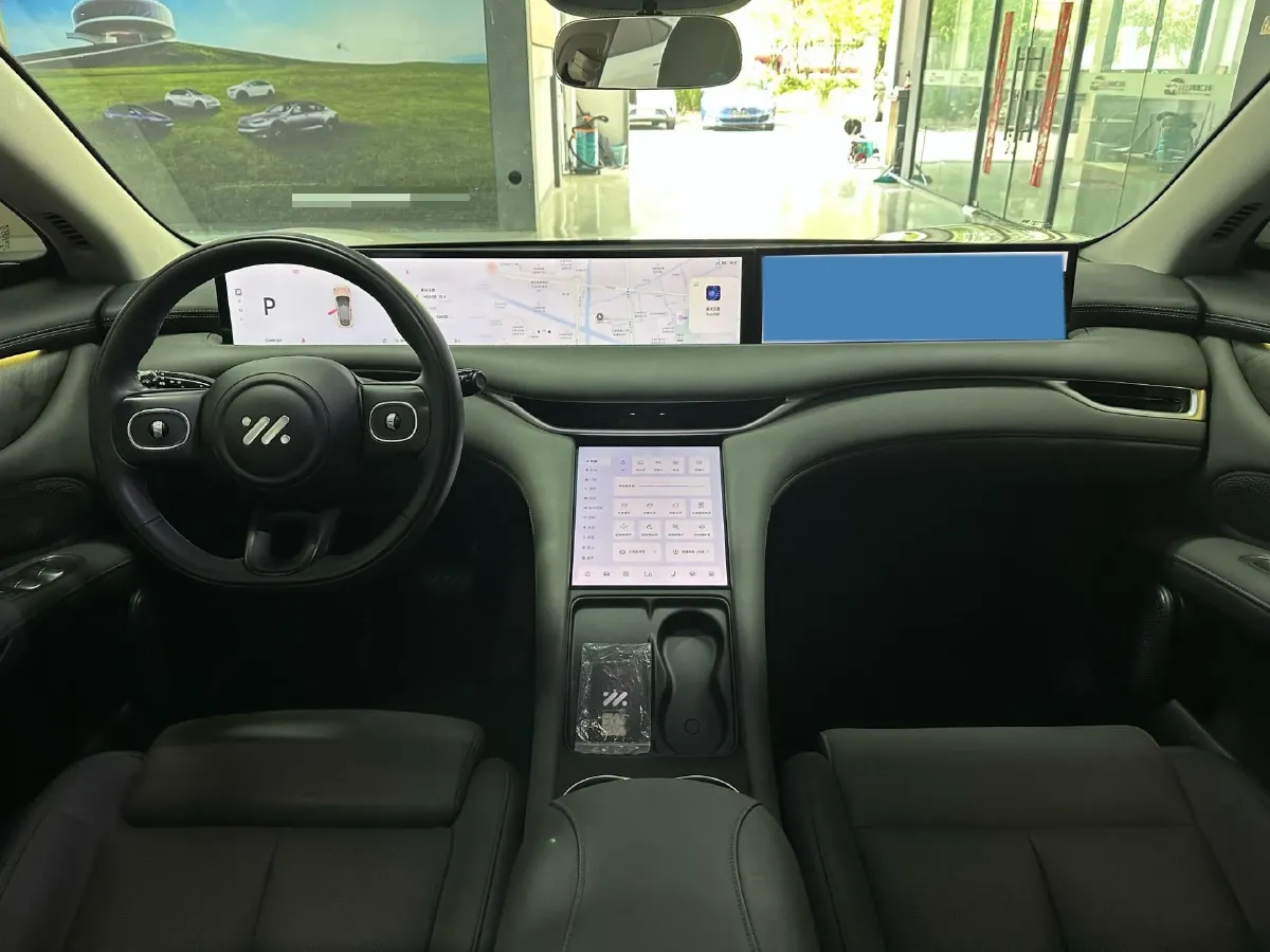 2023 IM LS7 BEV 90KWH,autocango,china used car exporter,china ev exporter,chinese used car exporter,chinese used ev exporter