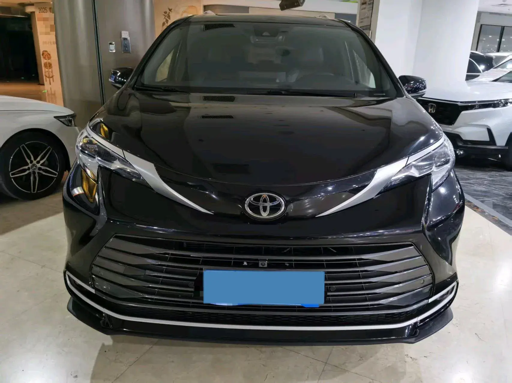 2024 TOYOTA SIENNA thumbnail 2