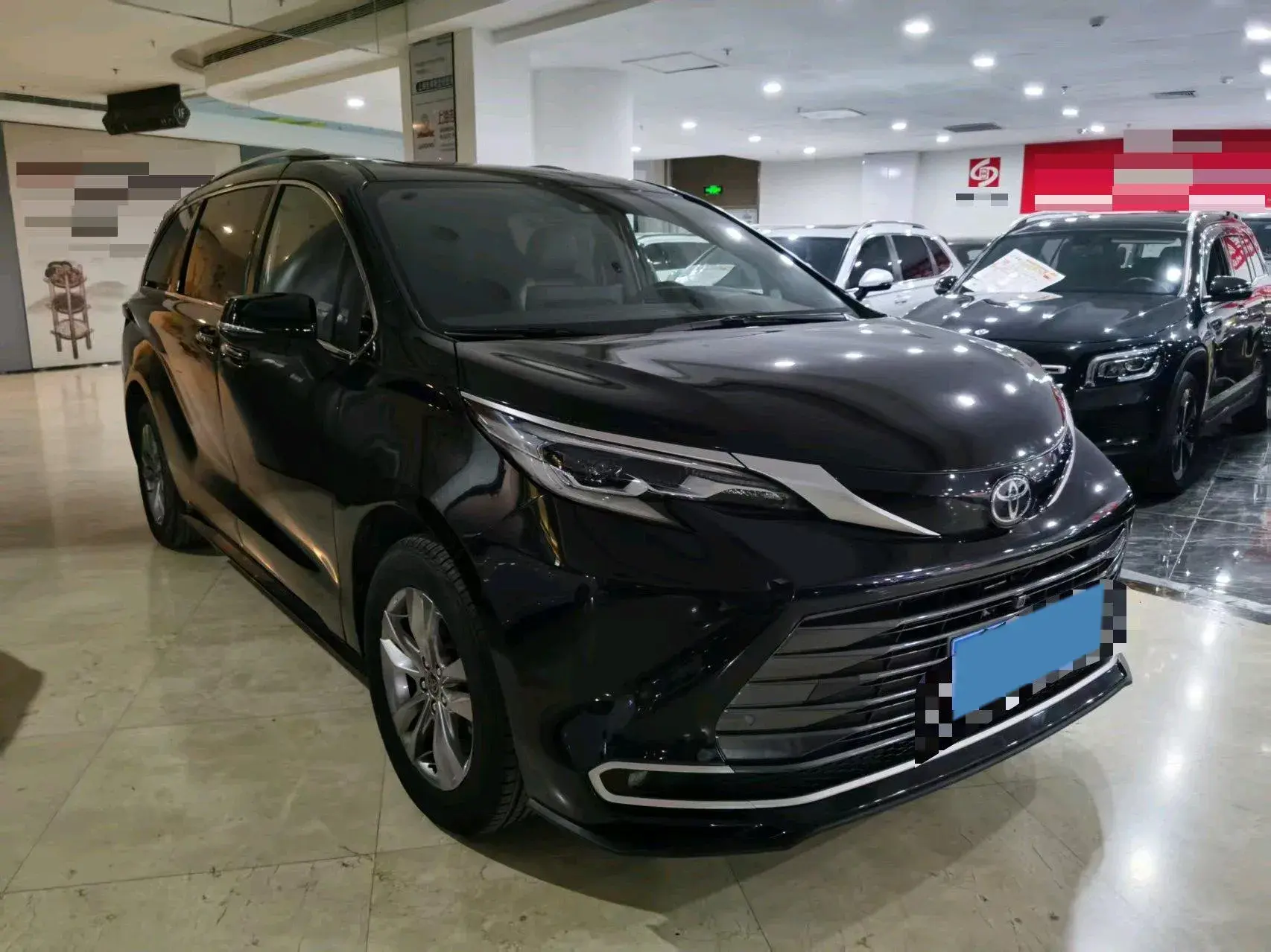 2024 TOYOTA SIENNA thumbnail 3