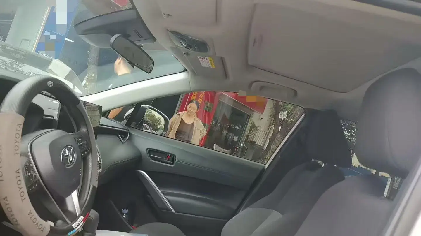 2023 TOYOTA FRONTLANDER thumbnail 3