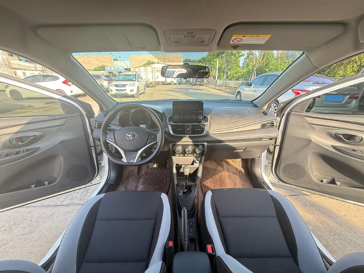 2022 Toyota Yaris L 1.5L 112HP L4 CVT,autocango,china used car exporter,china ev exporter,chinese used car exporter,chinese used ev exporter