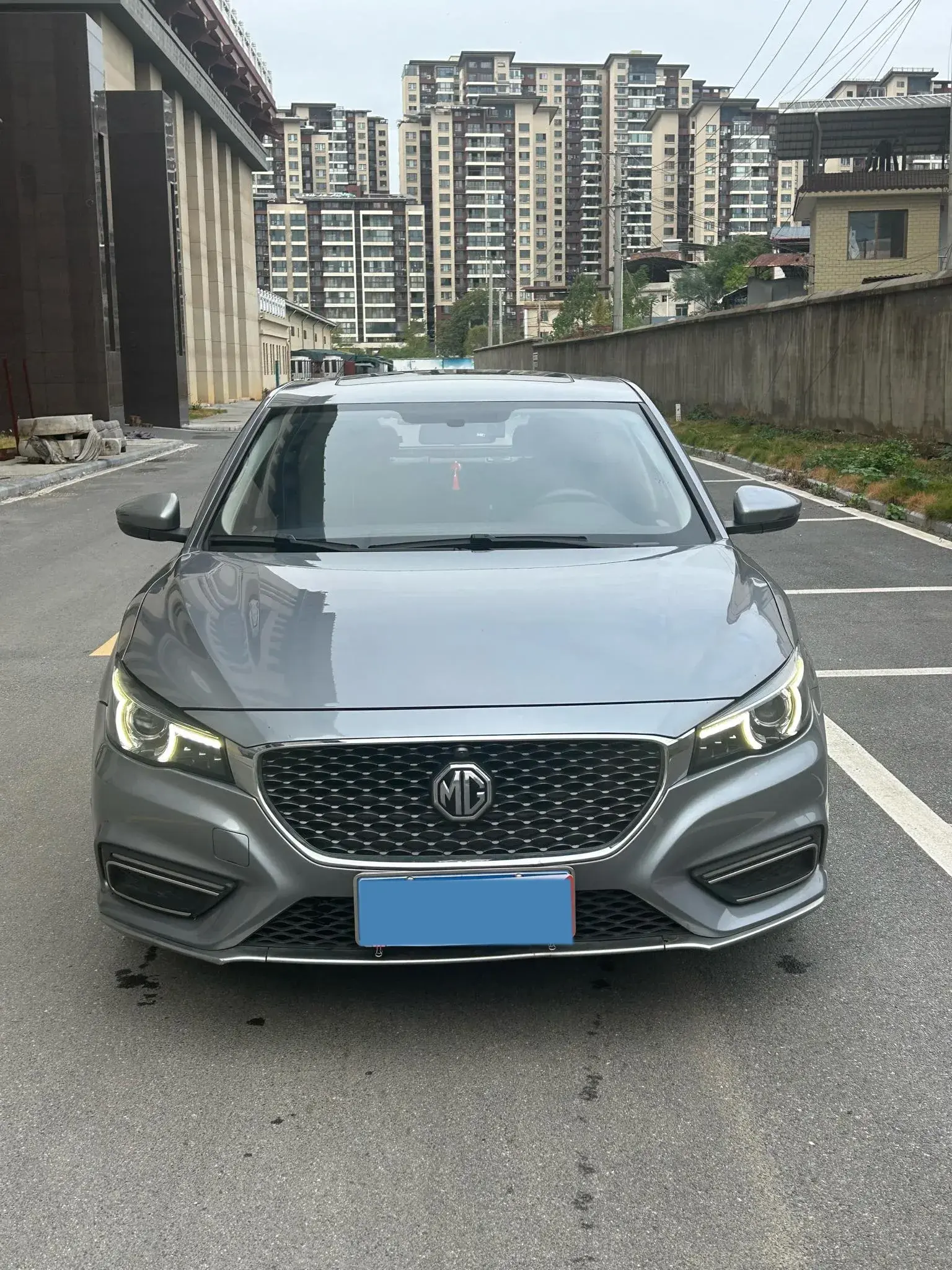 2018 MG MG6 thumbnail 2