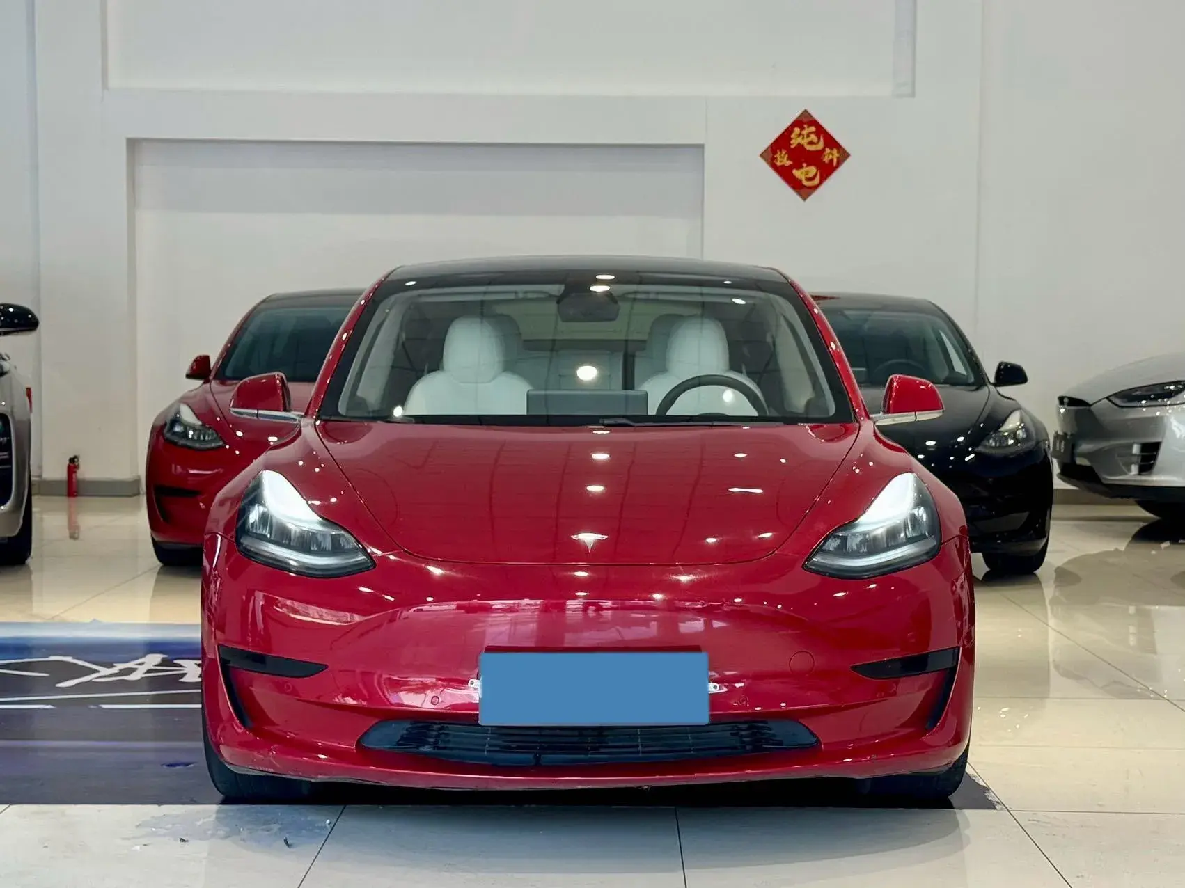 2020 TESLA MODEL thumbnail 2