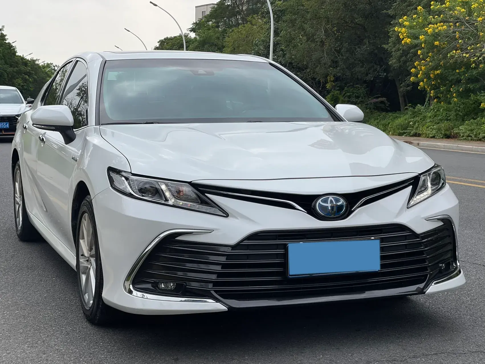 2021 TOYOTA CAMRY thumbnail 2