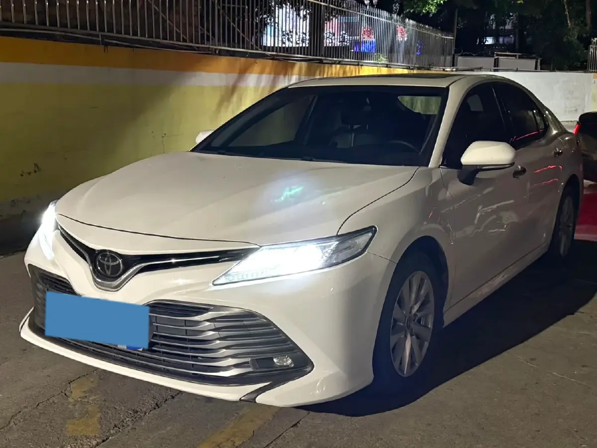 2019 Toyota Camry 2.0L 178HP L4 CVT