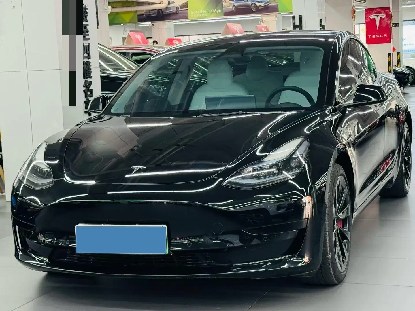 2022 TESLA MODEL view 1