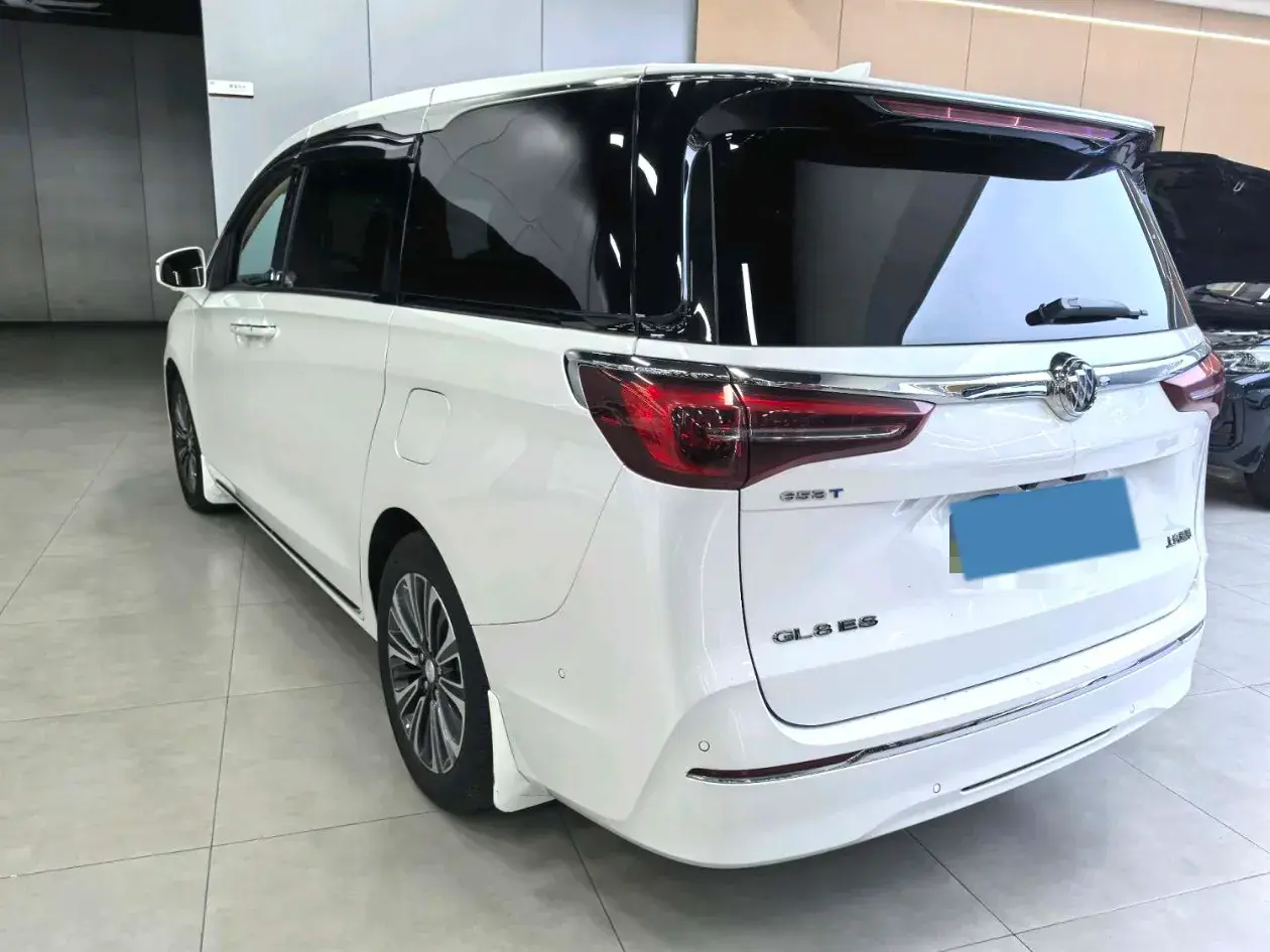 2022 BUICK GL8 thumbnail 3