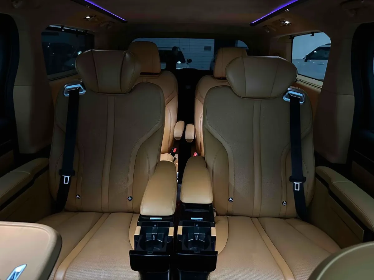 2024 Voyah ZhuiGuang 1.5T 136HP L4 PHEV 43KWH,autocango,china used car exporter,china ev exporter,chinese used car exporter,chinese used ev exporter