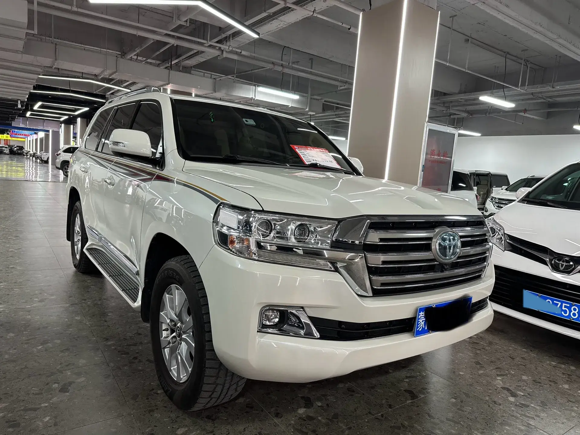 2019 CHEVROLET TRAX thumbnail 2