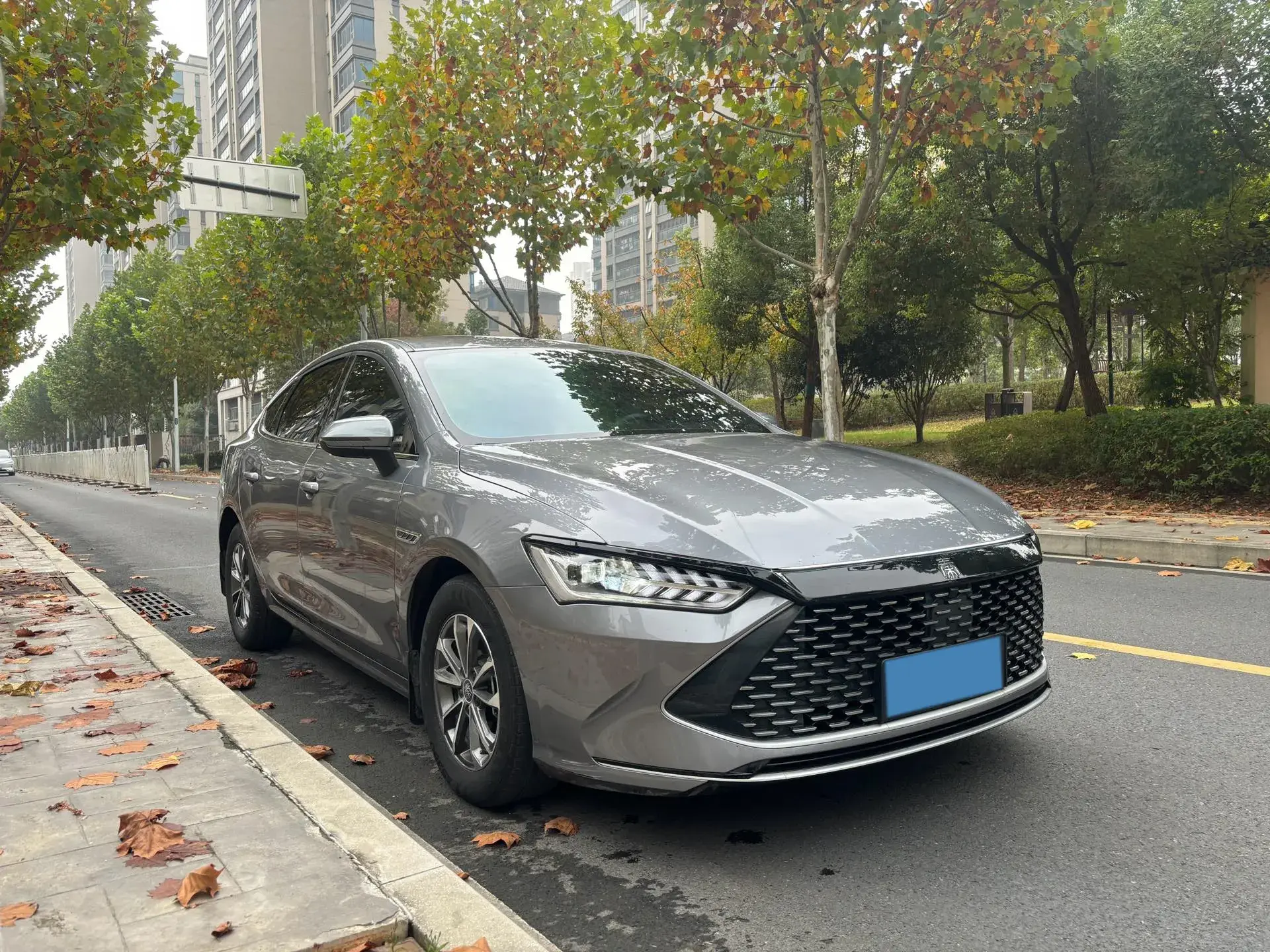 2023 BYD QIN thumbnail 3