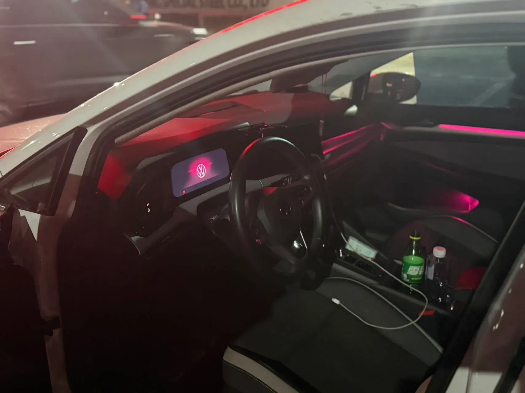 2021 VOLKSWAGEN GOLF thumbnail 4