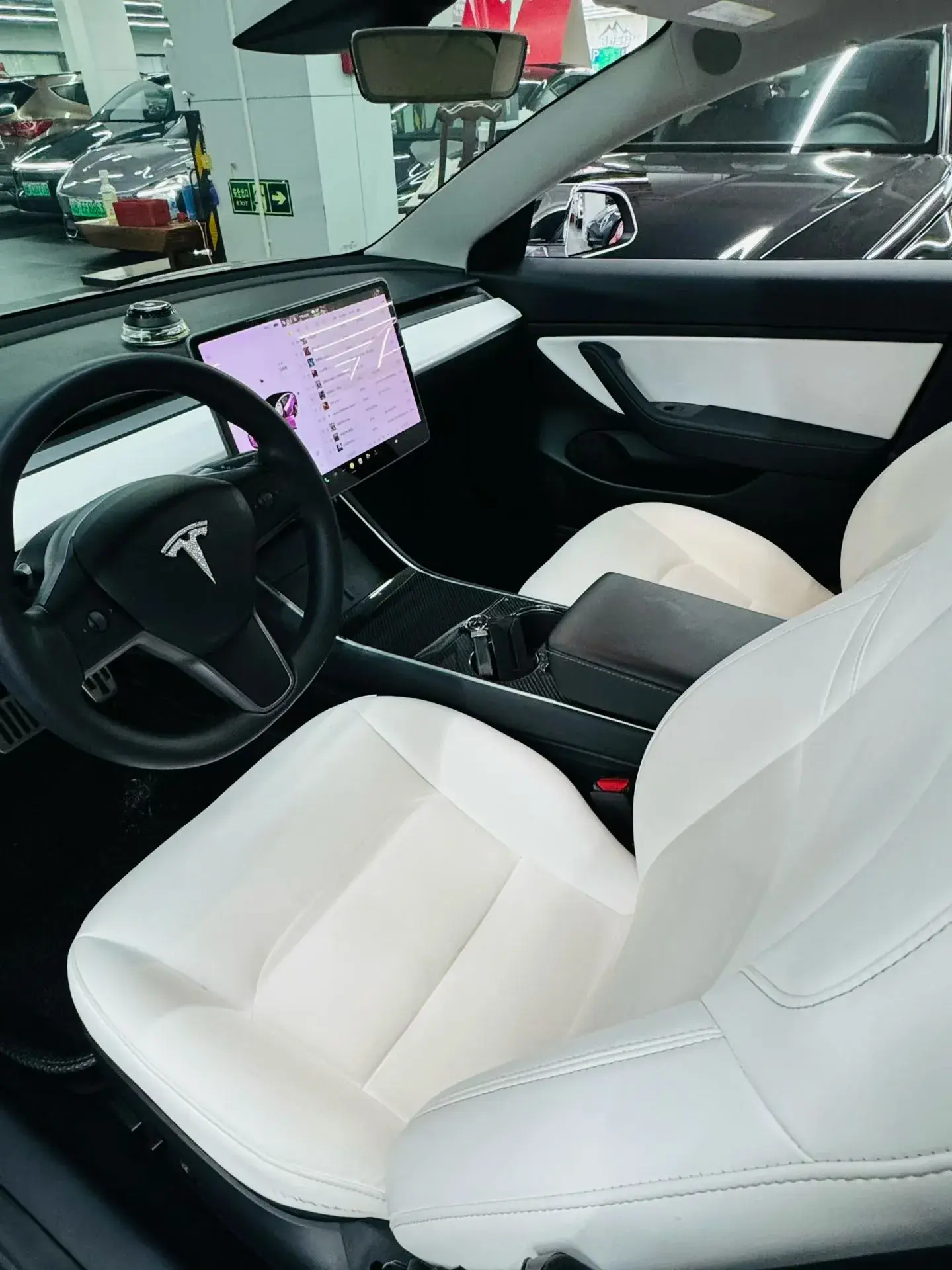 2020 TESLA MODEL thumbnail 3