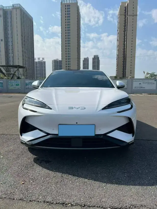 2024 BYD SEA thumbnail 3