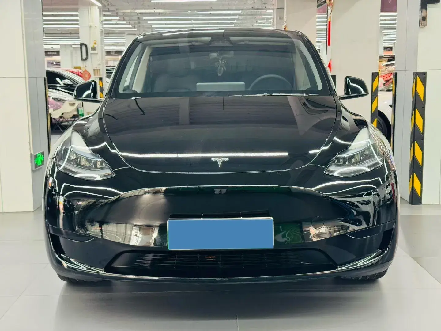 2022 TESLA MODEL thumbnail 2