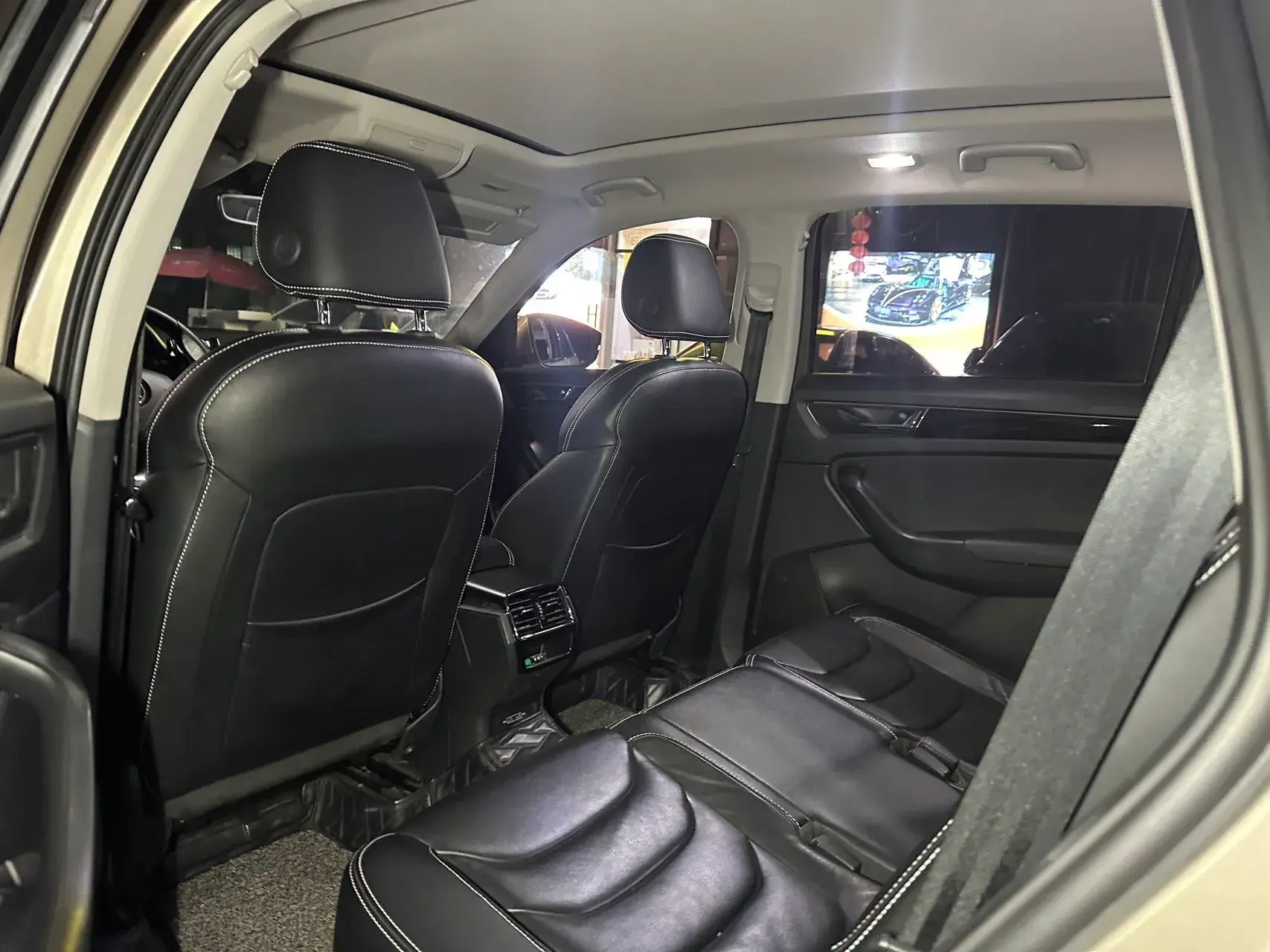 2018 SKODA KODIAK thumbnail 4