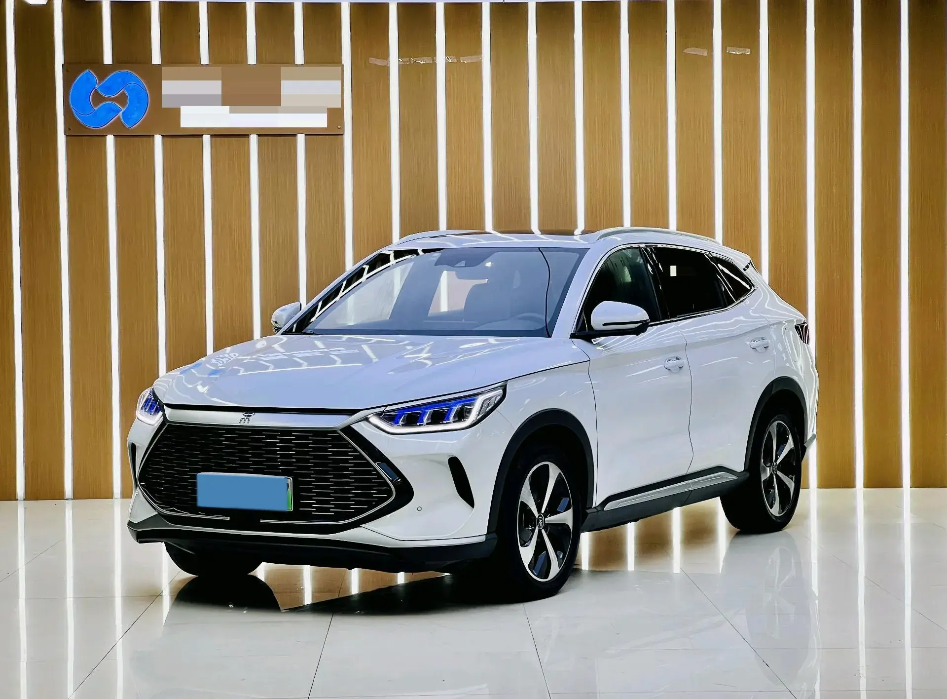 2022 BYD SONG view 1
