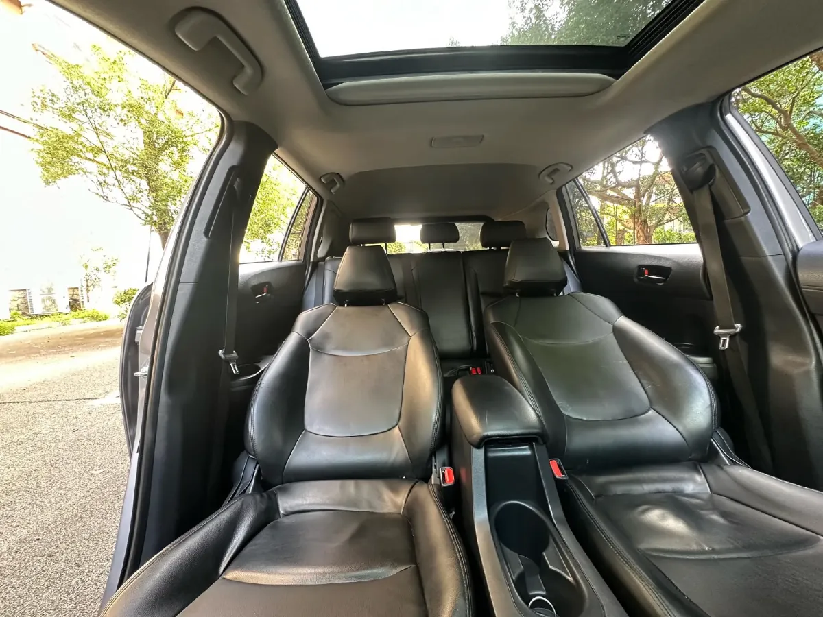 2022 Toyota Corolla Cross 2.0L 171HP L4 CVT,autocango,china used car exporter,china ev exporter,chinese used car exporter,chinese used ev exporter