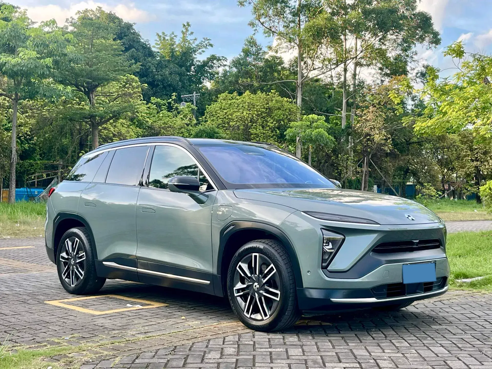 2020 NIO EC6 thumbnail 3