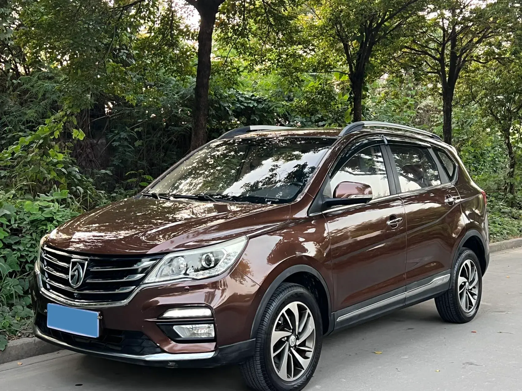 2017 BAOJUN 560 view 1